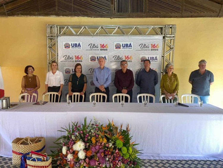 Ubá: Reforma da E.M. Francisco Arthidoro é entregue à comunidade