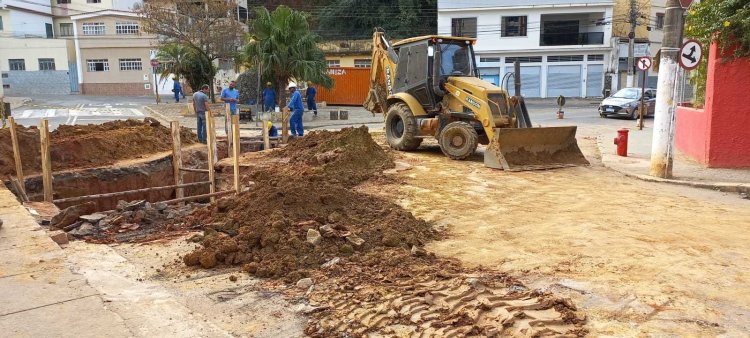 Prefeitura de Ubá inicia obras de drenagem na Coronel Júlio Soares