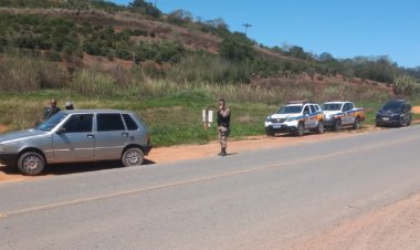 Dupla rouba o carro da Câmara Municipal de Viçosa