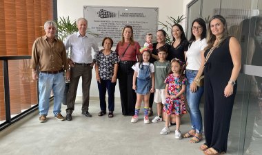 Família do ex-prefeito Narciso Paulo Michelli visita Centro Administrativo de Ubá