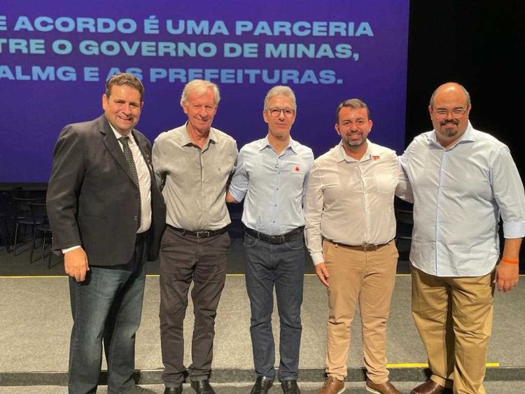 Prefeito de Ubá participa de evento de assinatura do Acordo do Fundo Estadual de Saúde
