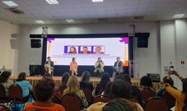 Educadores participam do Seminário Internacional de Educação Contemporânea