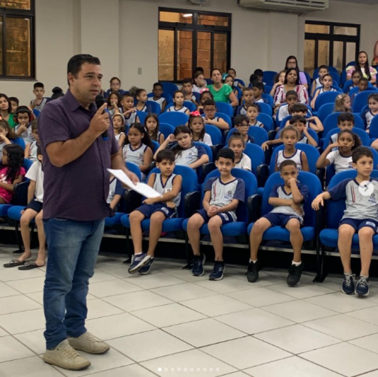 Abertura oficial da Exposição Ciências e Meio Ambiente na Câmara Municipal de Ubá