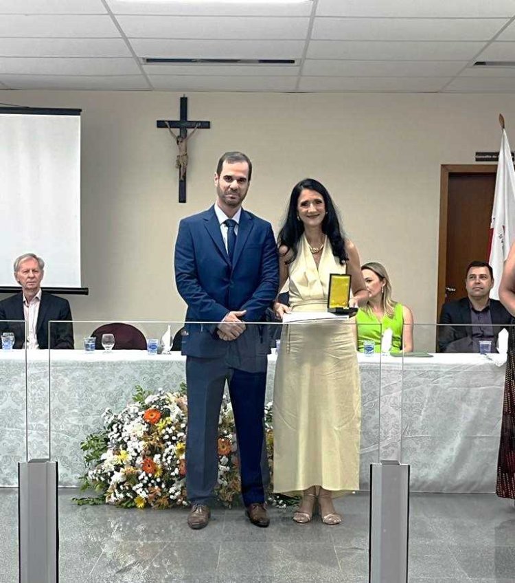 Servidora do Social é homenageada pela Justiça de Minas Gerais