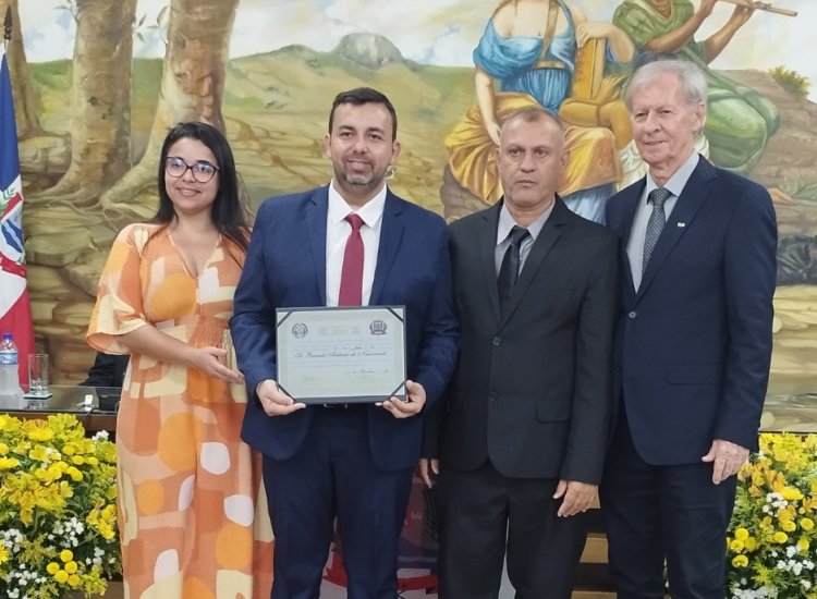 Ricardo Antônio do Nascimento recebe título de Cidadania Honorária de Ubá