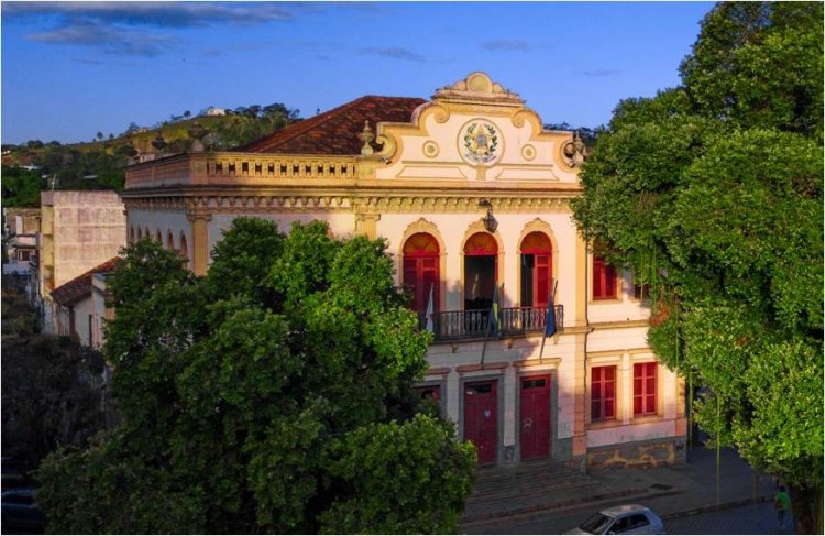 Prefeitura de Cataguases abre inscrições para 86 vagas em concurso público