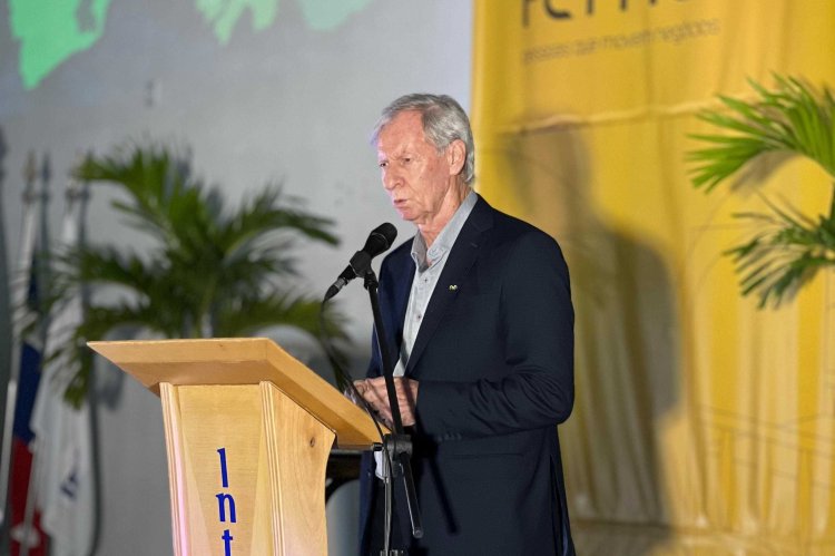 Femur 2024: prefeito discursa na abertura e visita a Feira junto do Governador