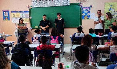 Educação em Saúde: escola de Ubá recebe ação sobre gravidez na adolescência