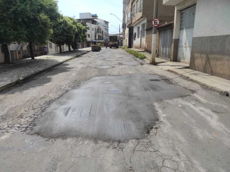 Ubá: Obras realiza operação tapa-buraco em diversos pontos da cidade
