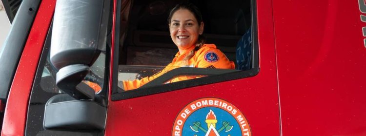 Amor, tensão e responsabilidade marcam o dia a dia de mulheres que dirigem viaturas de grande porte dos Bombeiros em Minas