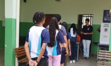 Escolas estaduais de Minas Gerais elegem novos membros para Colegiado Escolar
