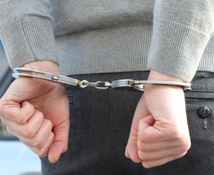 Ubá: Polícia Militar prende suspeitos por roubo a estabelecimento comercial