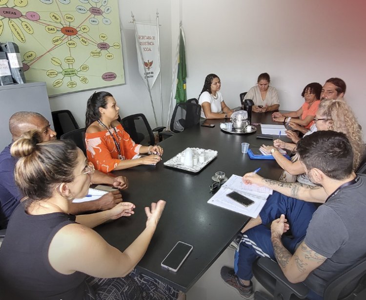 Viçosa: Atenção a pessoas em vulnerabilidade é pauta de reunião da Prefeitura