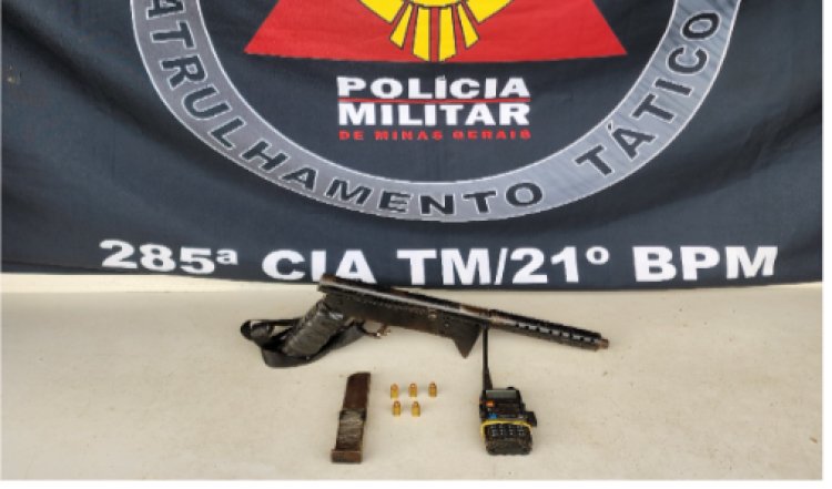 Ubá: Polícia Militar prende submetralhadora artesanal no bairro Agroceres