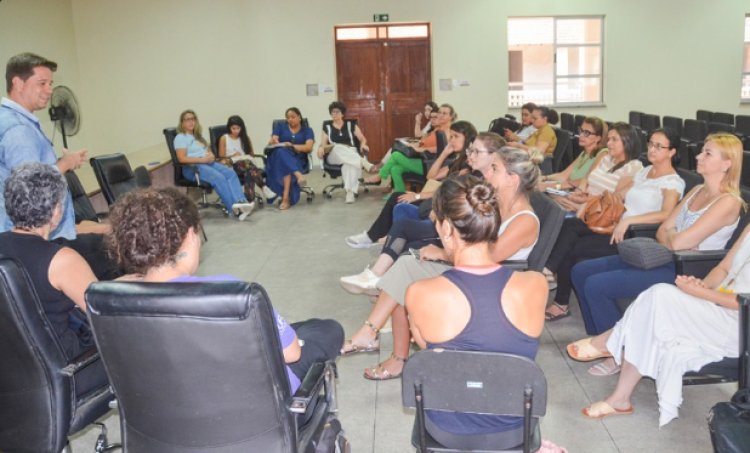 Viçosa: Encontro debate acolhimento de crianças com deficiência