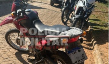 Polícia Militar prende um dos autores de tentativa de roubo em loja de joias no centro de Ubá