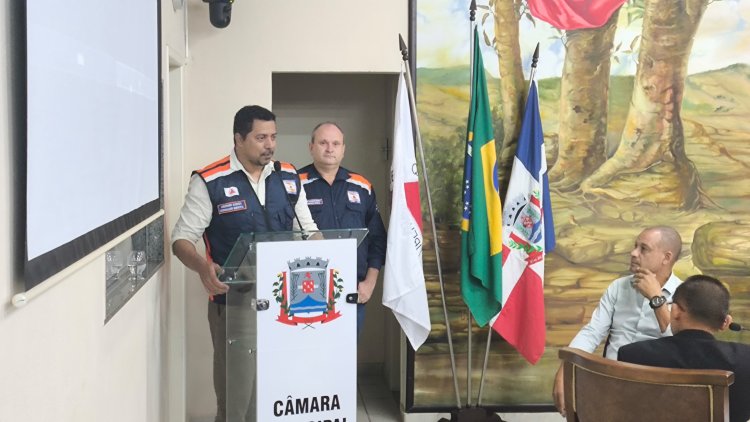 Defesa Civil de Ubá apresenta plano de monitoramento de inundações durante reunião da Câmara Municipal