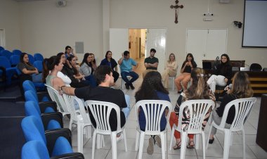Escola do Legislativo promove roda de conversa com a psiquiatra Dra. Ana Clara Baeta