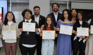 Estudantes de várias cidades de Minas recebem prêmio do Concurso de Redação Maio Amarelo