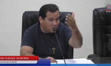 Vereador André Eustáquio cobra transparência sobre recursos das enchentes e solicita melhorias em infraestrutura urbana e rural em Ubá